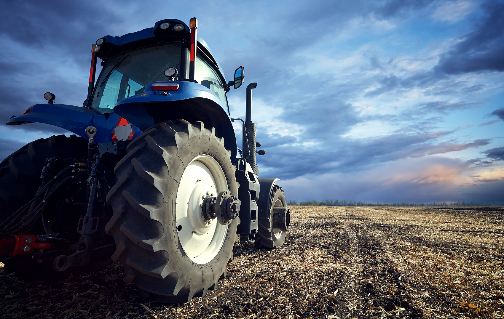 Topp 10 fordeler med diesel mini -traktor