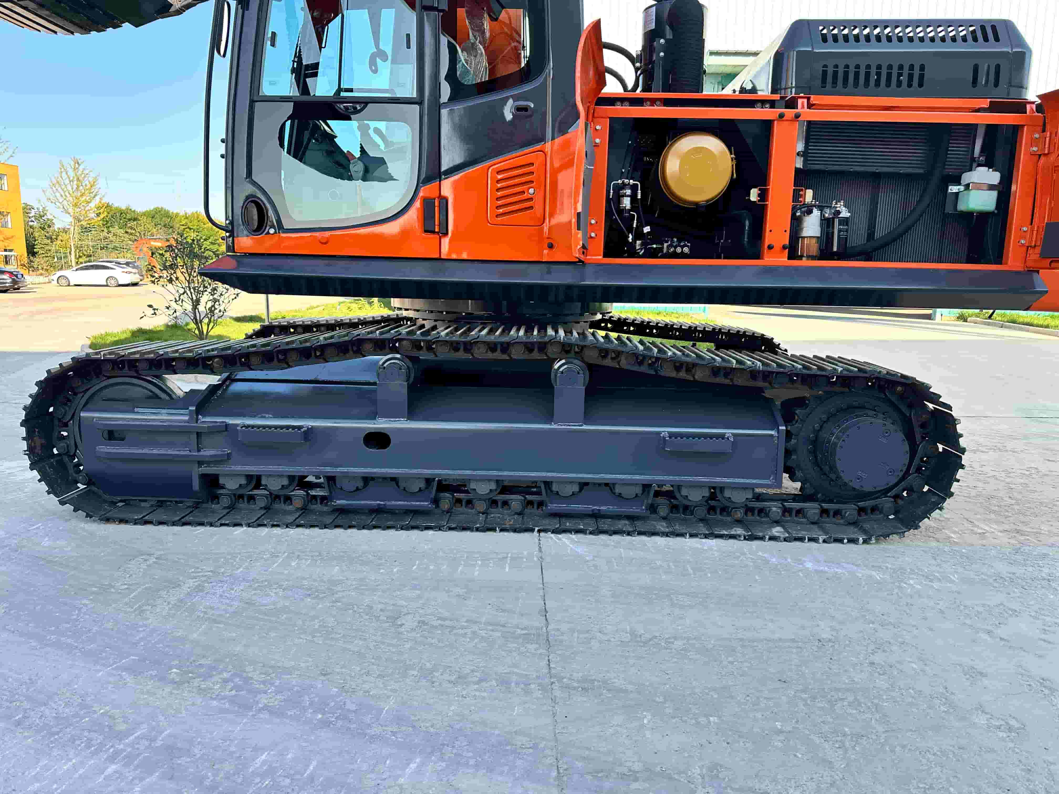 DX370PC-9 35.6 Tons Crawler Excavator