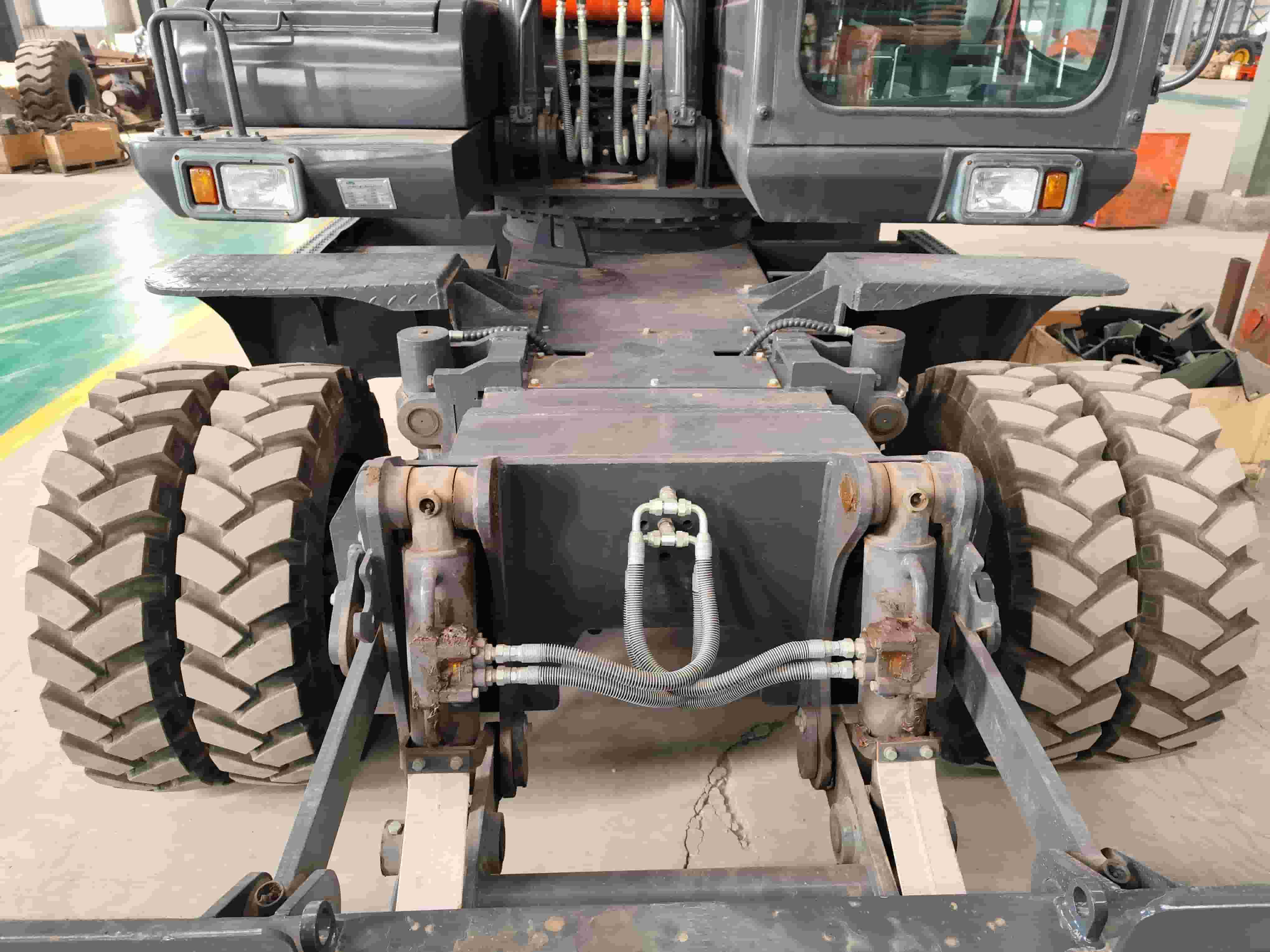 EW150-D 13.52 Ton Wheel Excavator